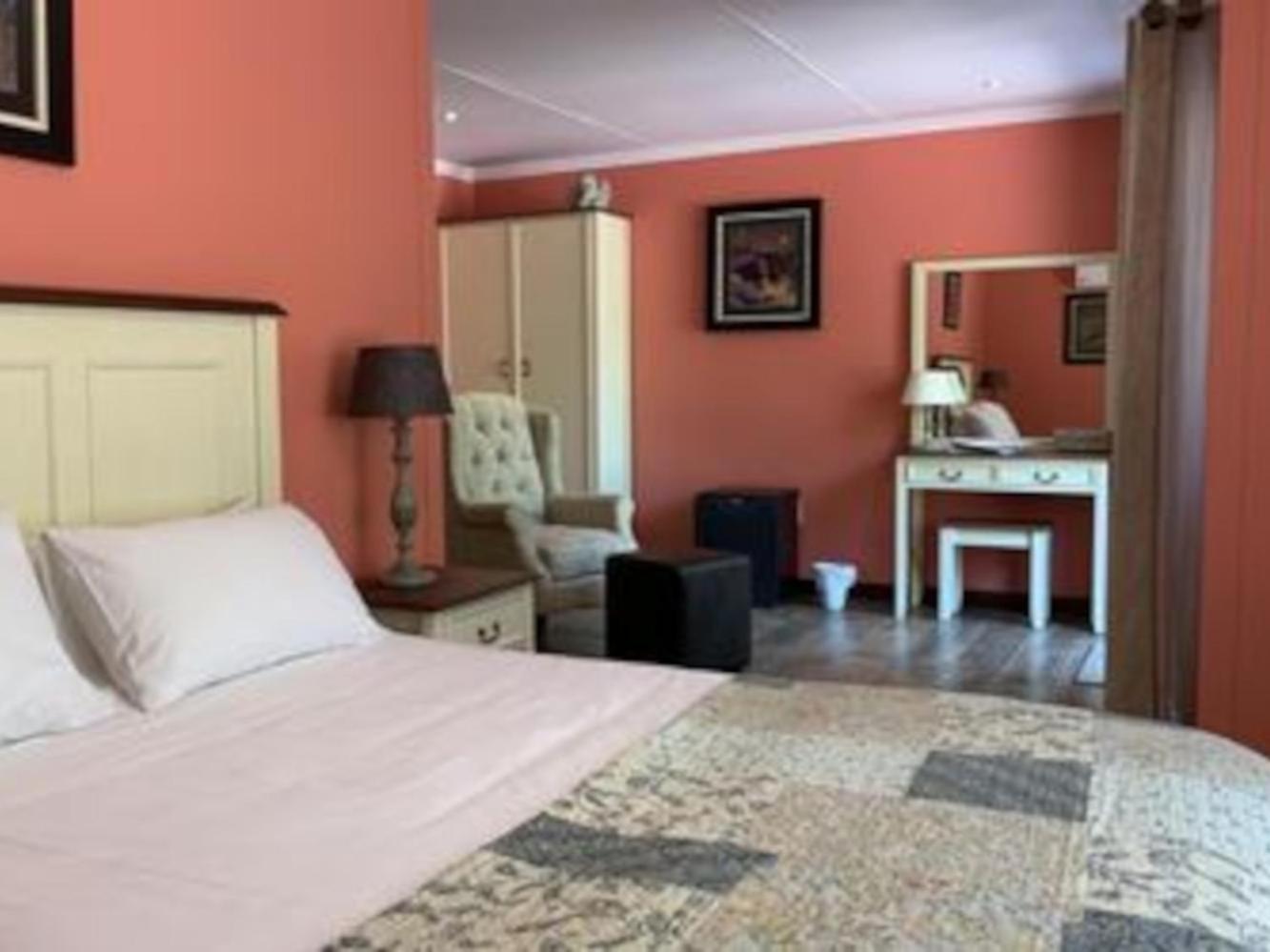 Casta Diva Boutique Hotel Претория Номер фото